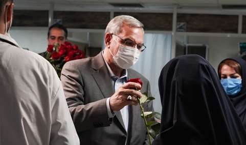 بازدید نوروزی وزیر بهداشت از دو بیمارستان پایتخت